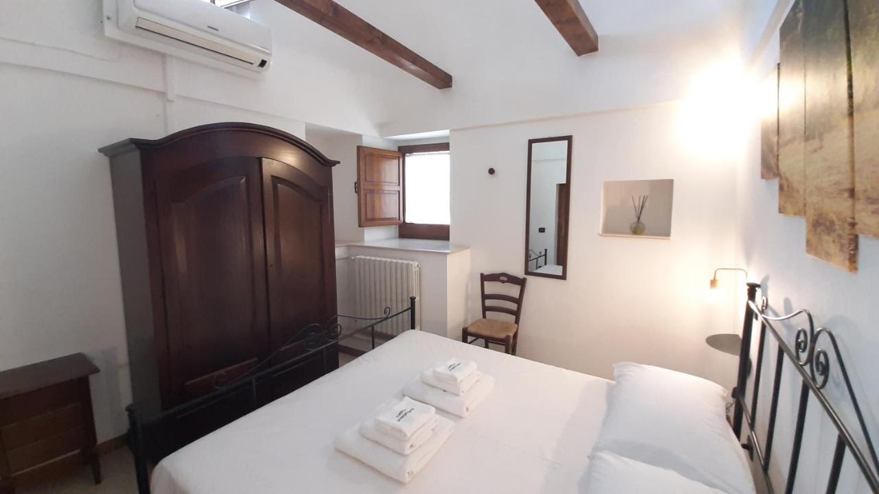 Capodigallo Holiday Trullo Monte Santo Алберобело Екстериор снимка